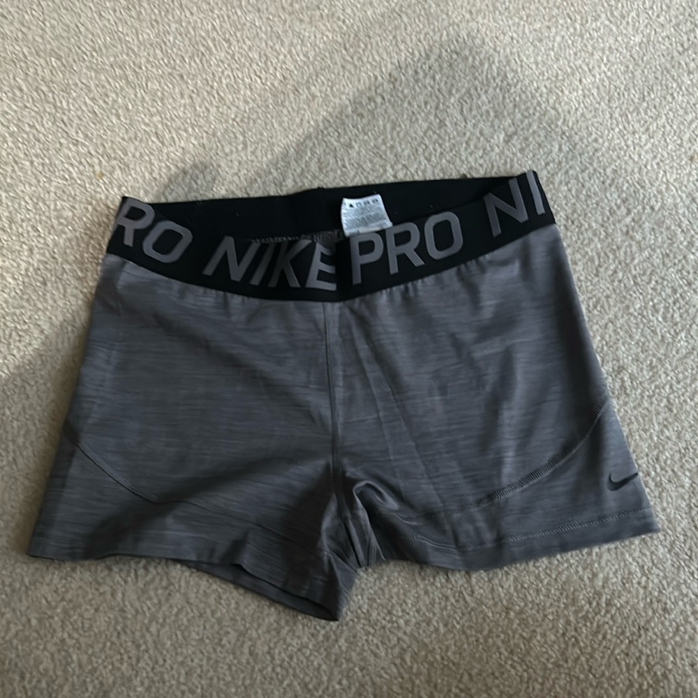 Grey X-Large Nike Pros